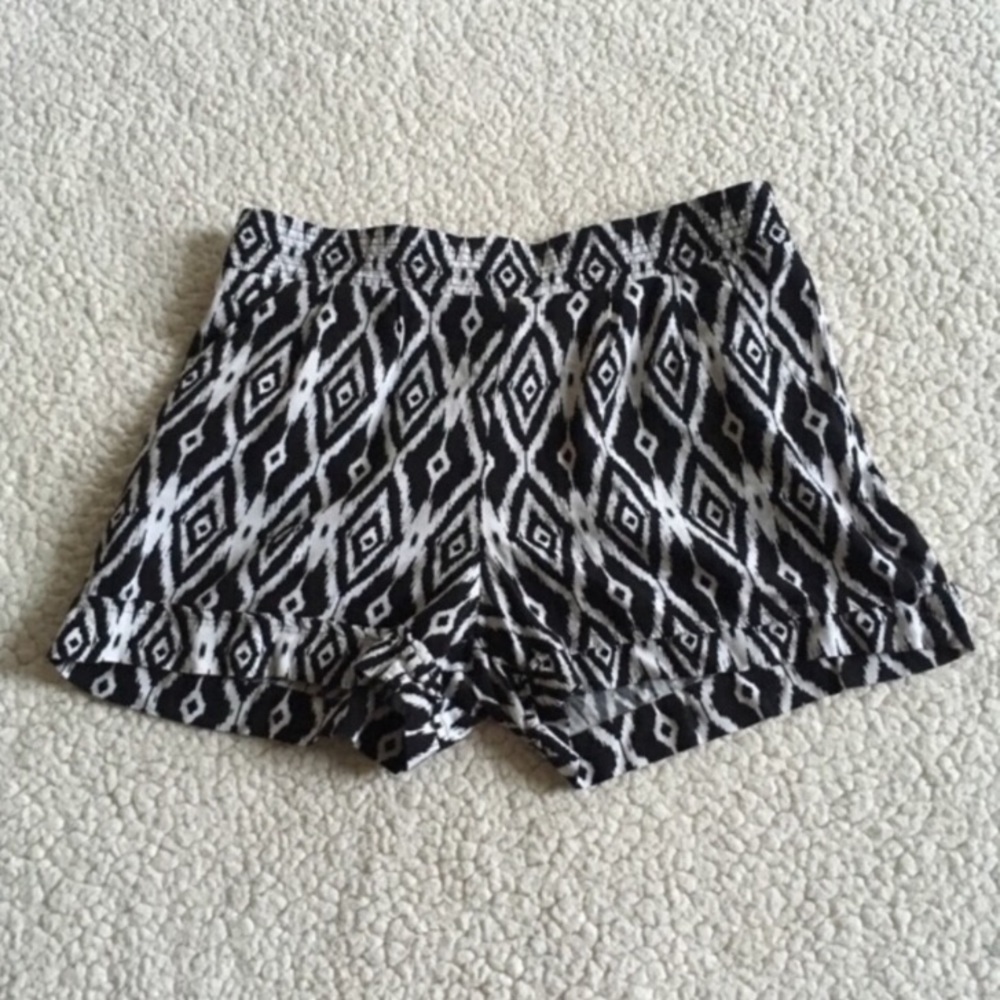 BCX Aztec Tribal Black White Stretchy Shorts